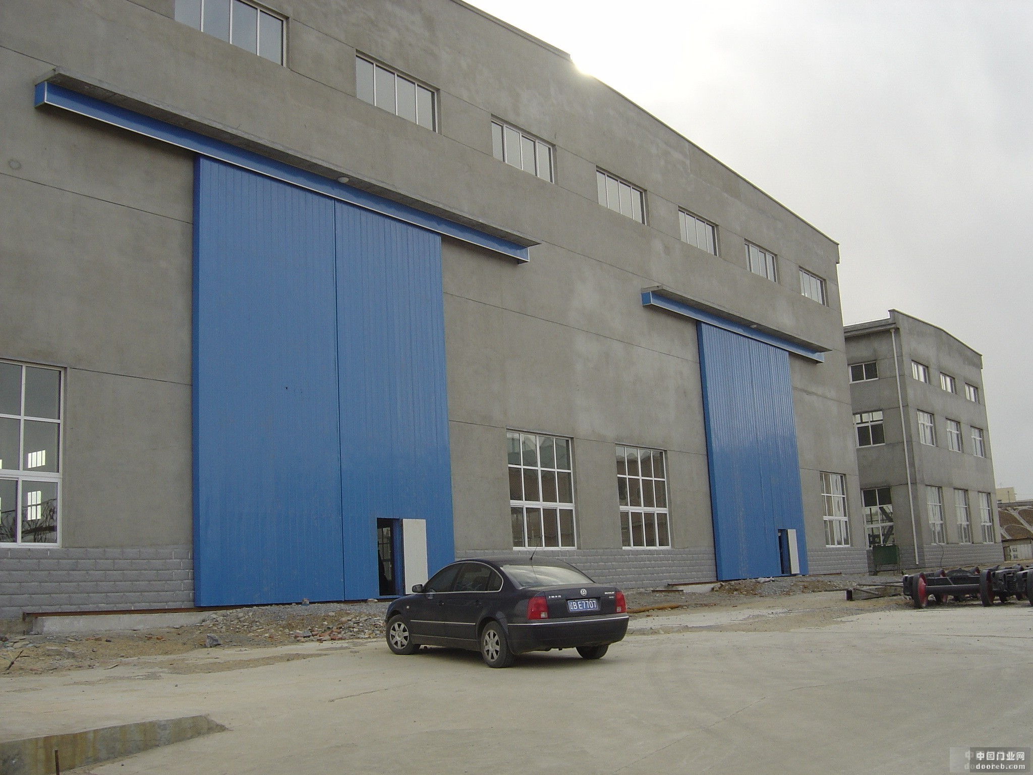 工业�q�移�? width=