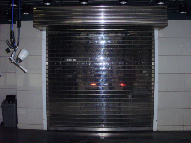 水晶卷闸�? width=